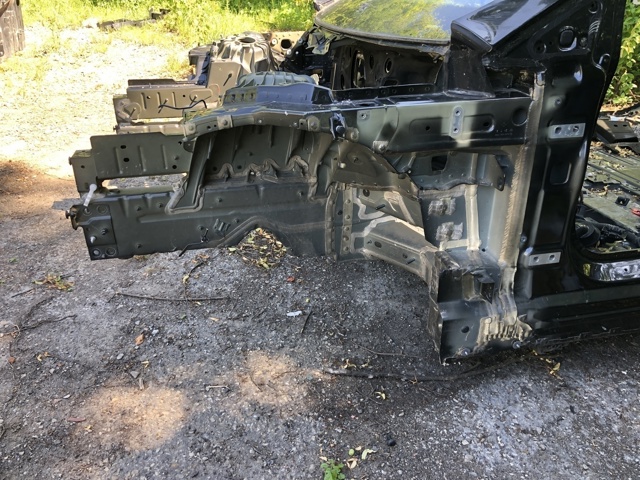 Левый передний лонжерон A2976204102 MERCEDES