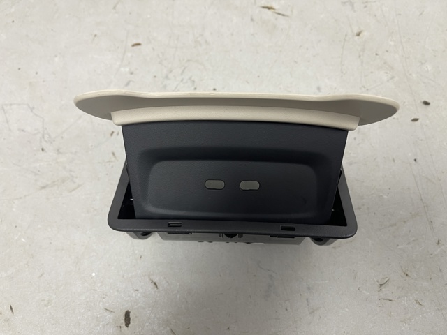 MERCEDES A29768007049051 в наличии Кривой Рог