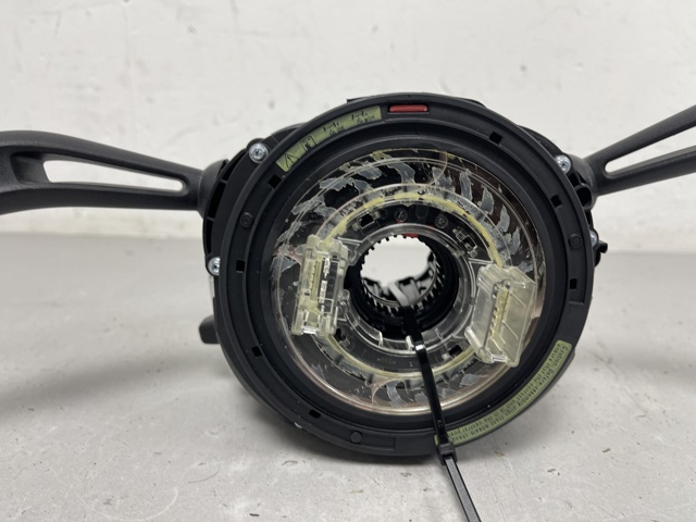 Переключатели подрулевые A2979006216 MERCEDES