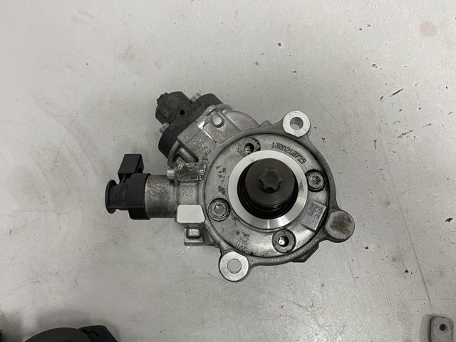 MERCEDES A6540704301 Насос топливный высокого давления (ТНВД) в наличии Львов