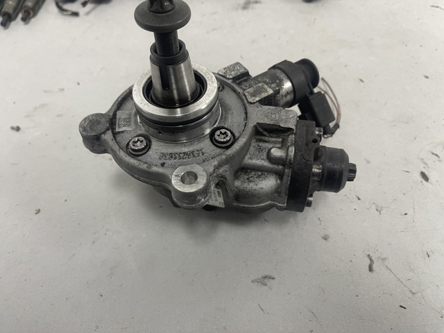A6540704401 MERCEDES Насос топливный высокого давления (ТНВД) купить в Кривой Рог