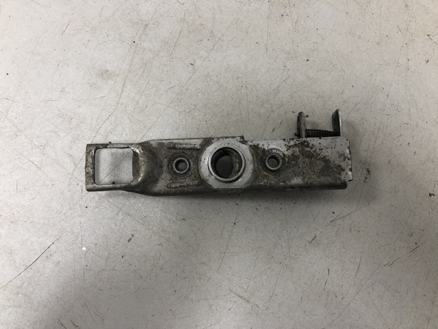 Запор капота (замок и привод замка капота) Mercedes Sprinter 2 3-t