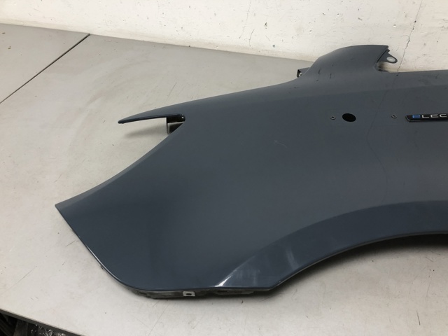 A9108810000 MERCEDES Крыло переднее левое купить в Николаев