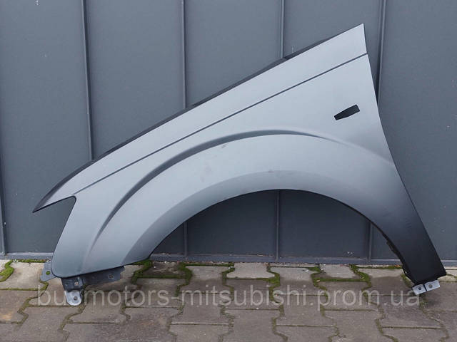 Крыло левое 5220C673 MITSUBISHI