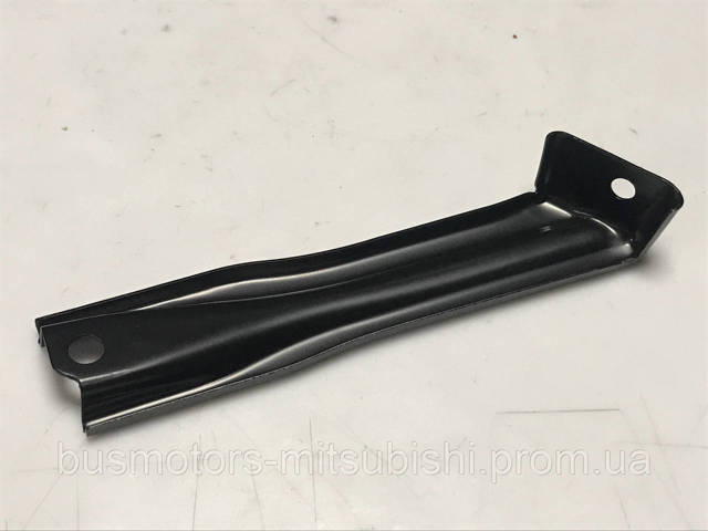 Левый кронштейн переднего бампера 6400G177 MITSUBISHI