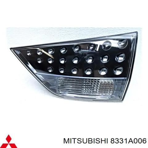 Фара задняя правая внутренняя 8331A006 MITSUBISHI