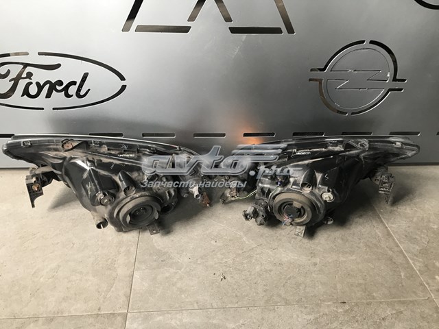 Основная фара - вставка MN146192 MITSUBISHI