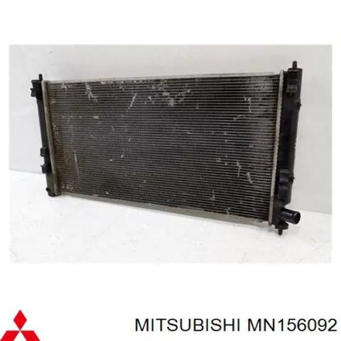 Радиатор охлаждения двигателя Mitsubishi Lancer 10