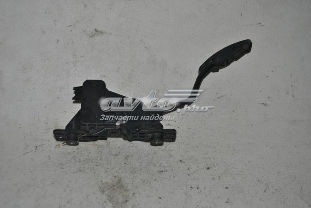 Датчик положения педали акселератора (газа) MR578791 MITSUBISHI