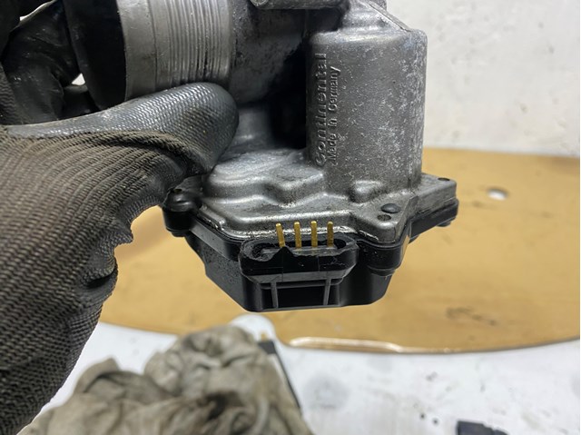 03L128063AF Дроссельная заслонка купить Сумы
