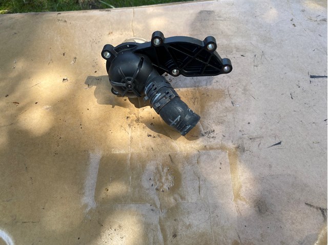 Термостат впускного коллектора Audi A6 C6