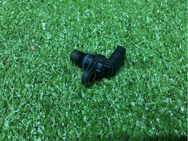 Датчик оборотов распредвала Ауди А6 C7