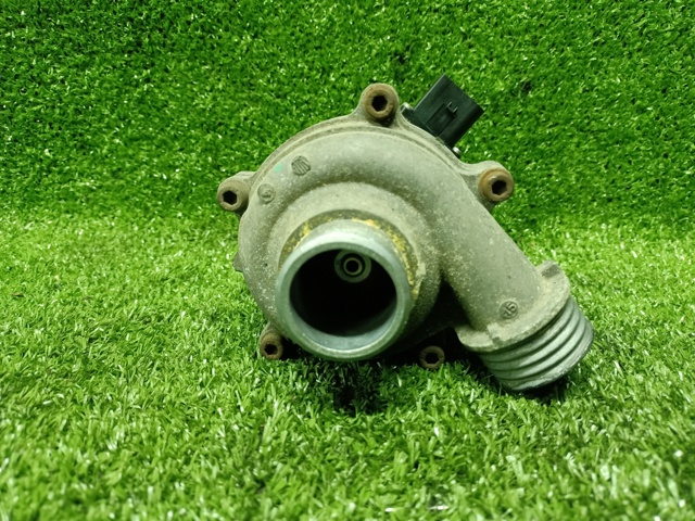 BMW 11517597715 Помпа в наличии Тернополь