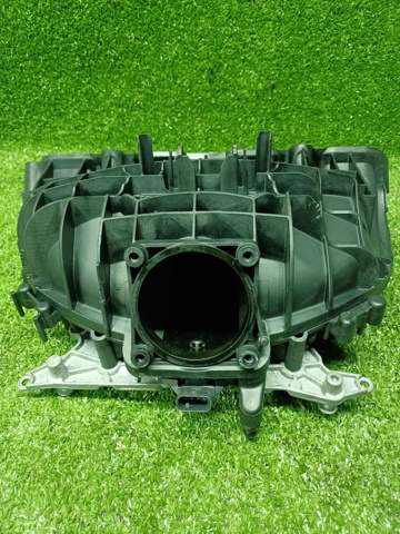 Впускной коллектор 11617588126 BMW