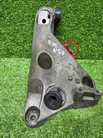 Кронштейн подушки (опоры) двигателя, левой 22116859785 BMW