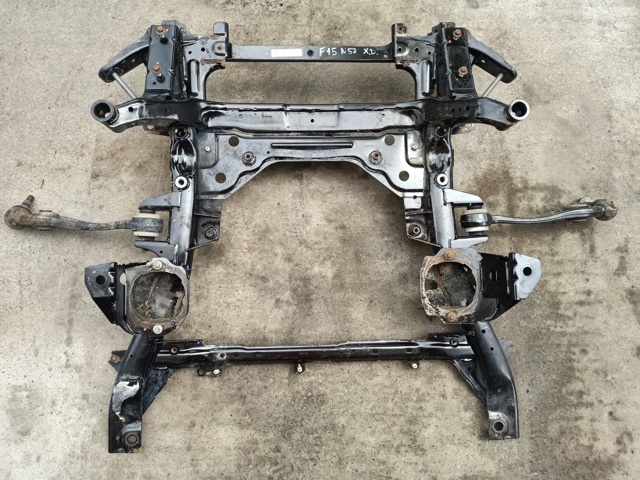 Балка передней подвески 31116866689 BMW