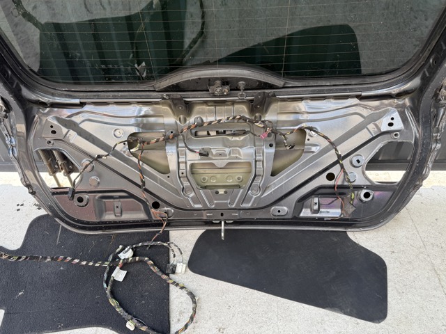 BMW 41007314180 Дверь задняя (багажная 3/5-я (ляда) в наличии Ирпень