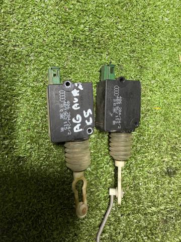 Актуатор замка ляды 4B9962115 VAG