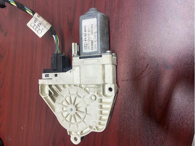 Моторчик стеклоподъемника двери задней, левой 4F0959801C VAG