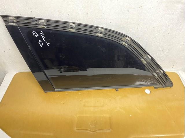 VAG 4L0845299 Стекло кузова (багажного отсека) левое в наличии Полтава