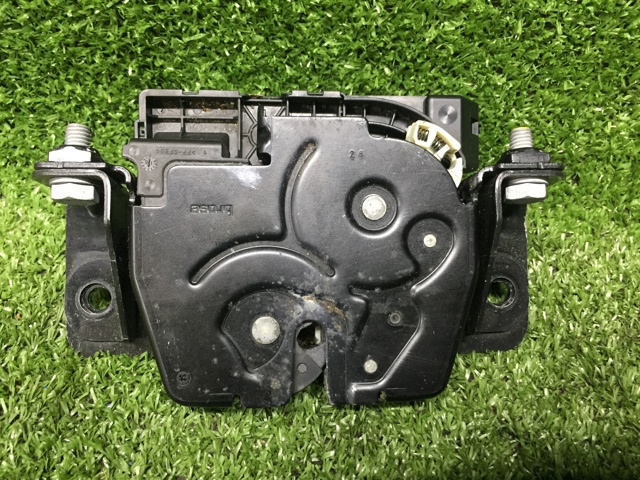 Замок двери багажника 51247269544 BMW