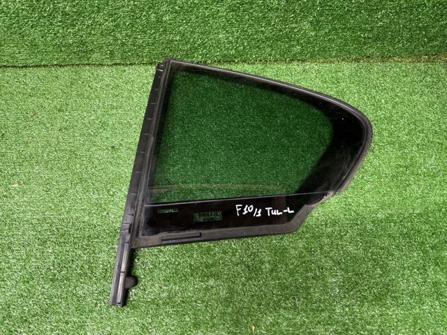 Форточка двери треугольник, задней, левой 51357311245 BMW