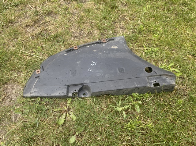 Защита днища, задняя правая 51757258048 BMW