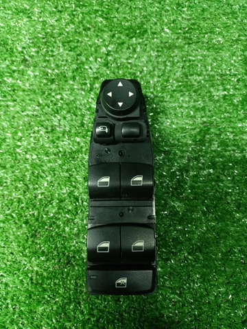 Кнопки переднего левого стекло подъёмника 61319238239 BMW