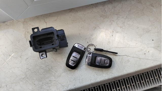 Замок зажигания 8K0909131D VAG