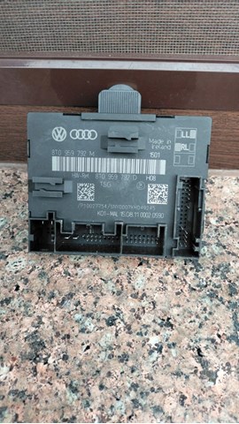 Блок комфорта передней двери 8T0959792M VAG