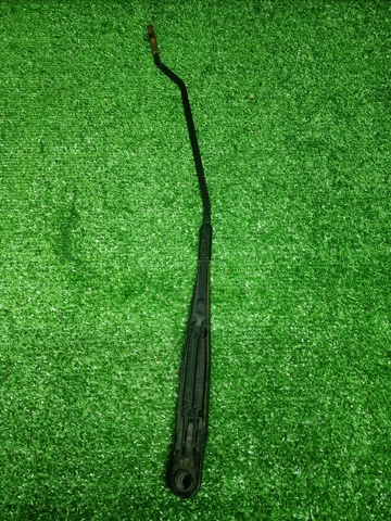A1688200644 MERCEDES Поводок стеклоочистителя купить в Николаев