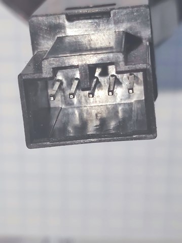 VOLVO 30739320 Кнопка включения аварийного сигнала в наличии Черкассы