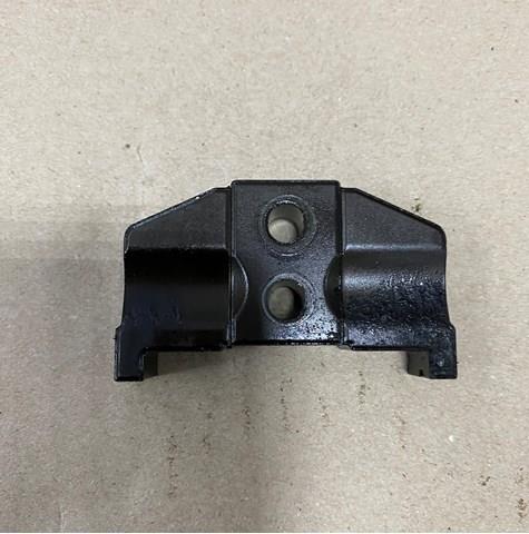BMW 11377583781 Кронштейн бампера переднего в наличии Ужгород