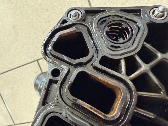 11428580414 BMW Корпус масляного фильтра купить в Запорожье