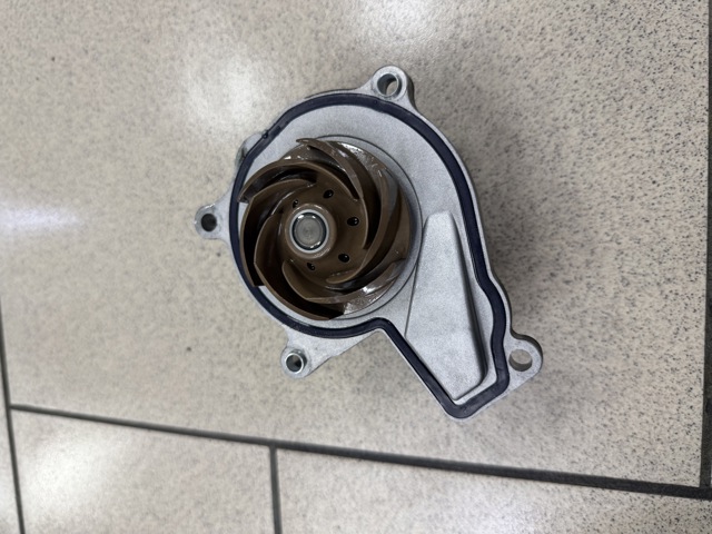 11518623574 Помпа водяная (насос) охлаждения купить Одесса