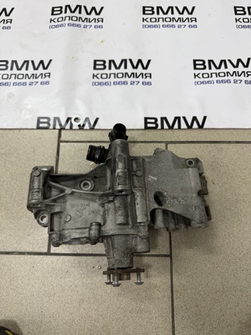 Водяной насос 11518650988 BMW