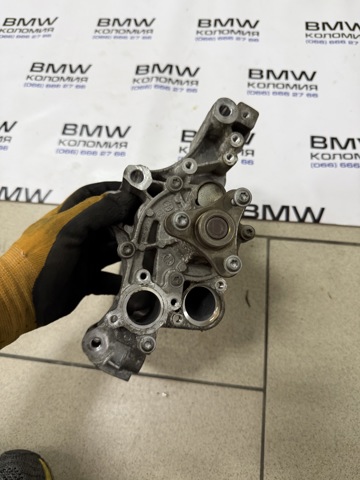 11518650988 Помпа водяная (насос) охлаждения купить Сумы