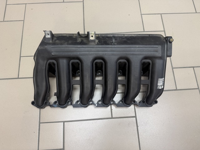 Впускной коллектор 11617789287 BMW