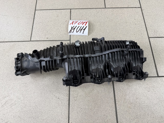 Коллектор впускной 11618487589 BMW