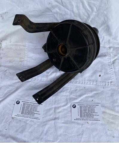 BMW 11727506210 Насос воздушный в наличии Ровно