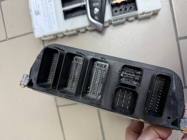 12148489653 BMW Модуль управления (ЭБУ) двигателем купить в Черновцы