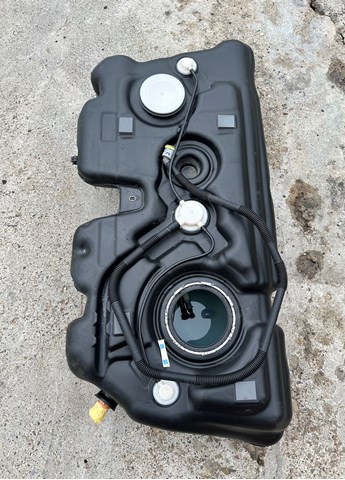 Танк топливный 16117453430 BMW
