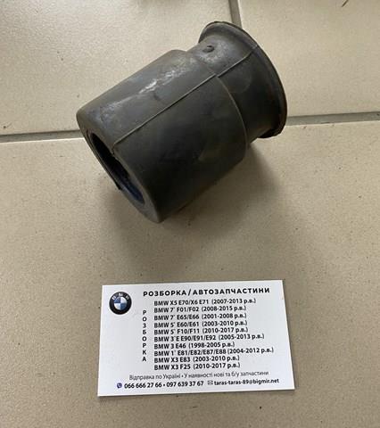 Отбойник заднего моста 18303413587 BMW