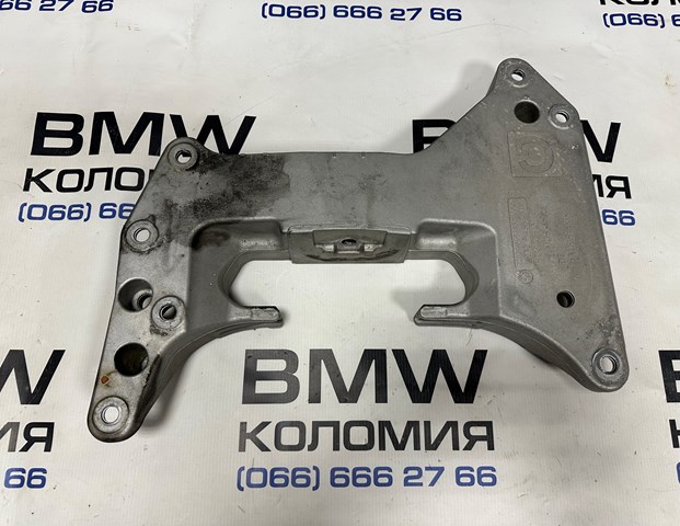 Балка крепления коробки передач 22319485330 BMW