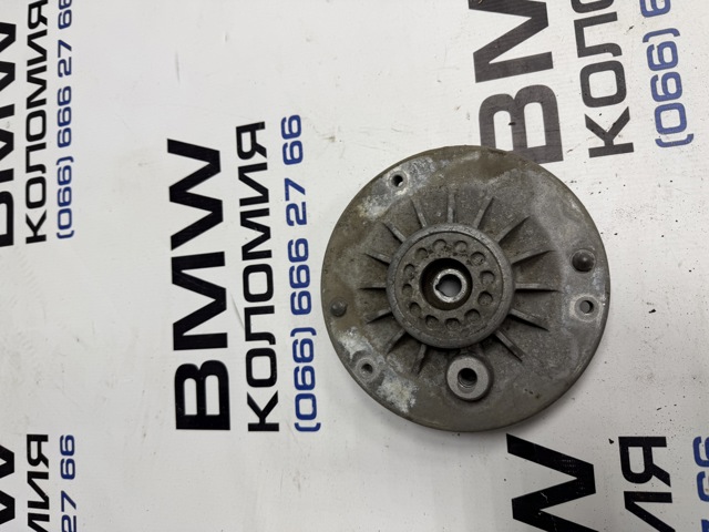 Подушка амортизатора переднего 31306852167 BMW