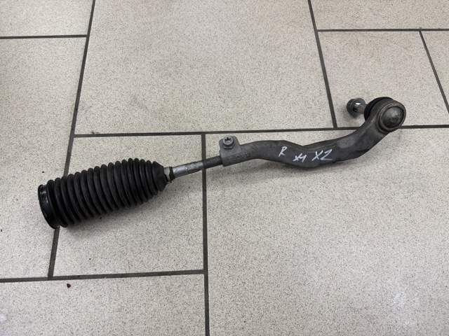 Тяга левая рулевая  32106867404 BMW