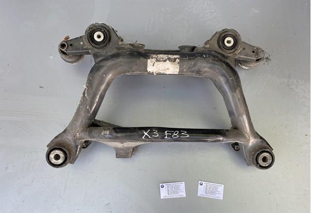 Поперечина задней подвески 33303452188 BMW