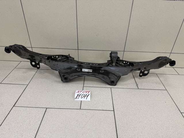 33306894201 BMW Подрамник задний купить в Винница