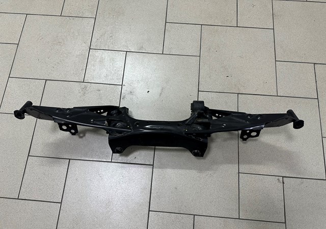 BMW 33316862558 Подрамник задний в наличии Одесса
