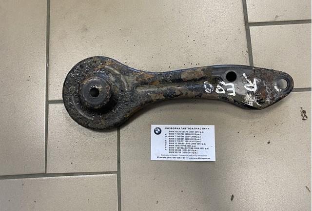 Кронштейн задней балки 33326766054 BMW